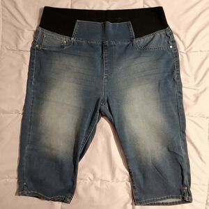 Seven7 short capris 18W Jegging Style Pedal pushers